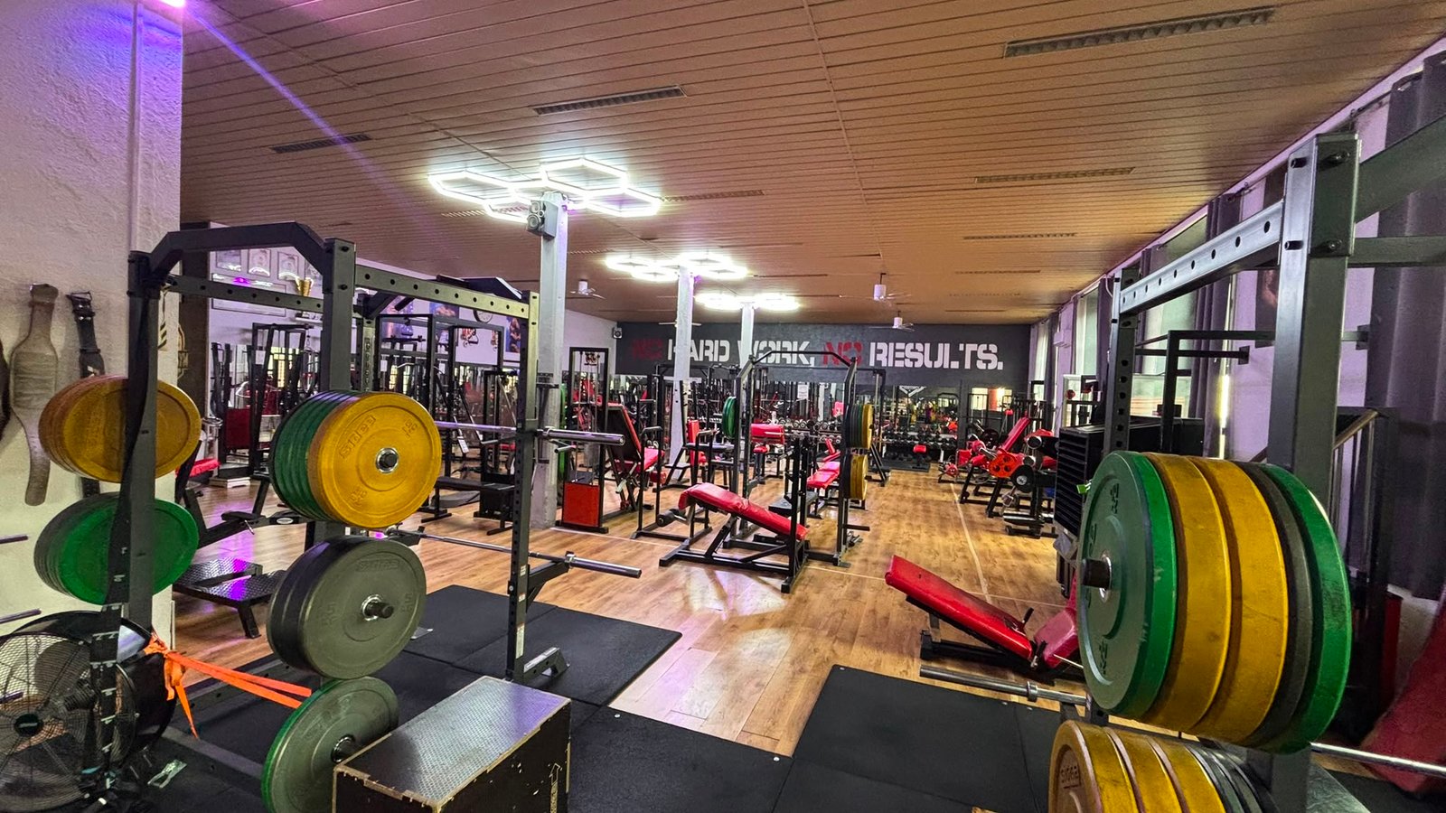 Sala pesi New Energym 1